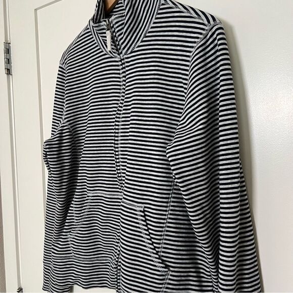 LL Bean Sweatshirt Womens Large White Blue Stripe Full Zip Stretch Outdoor Soft - Picture 4 of 13